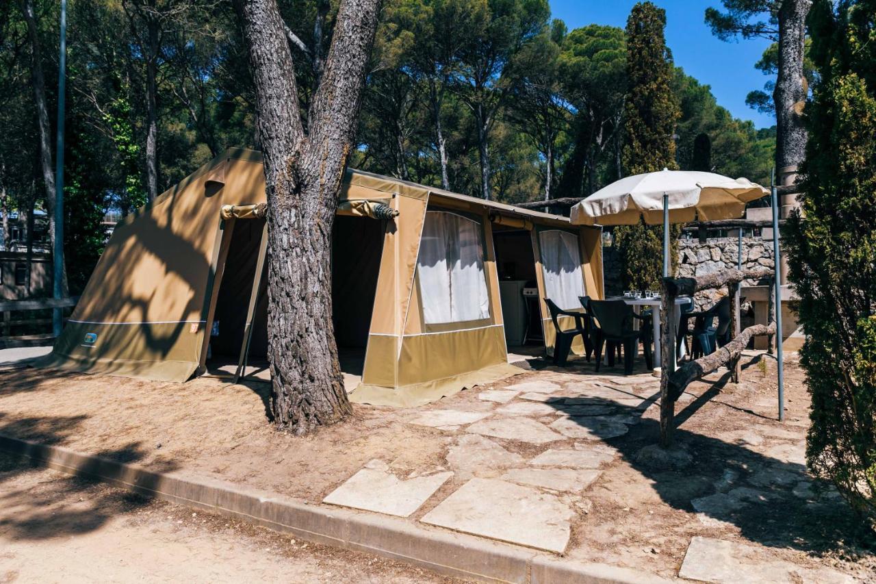 Camping Castell Montgri **** L'Estartit Luaran gambar