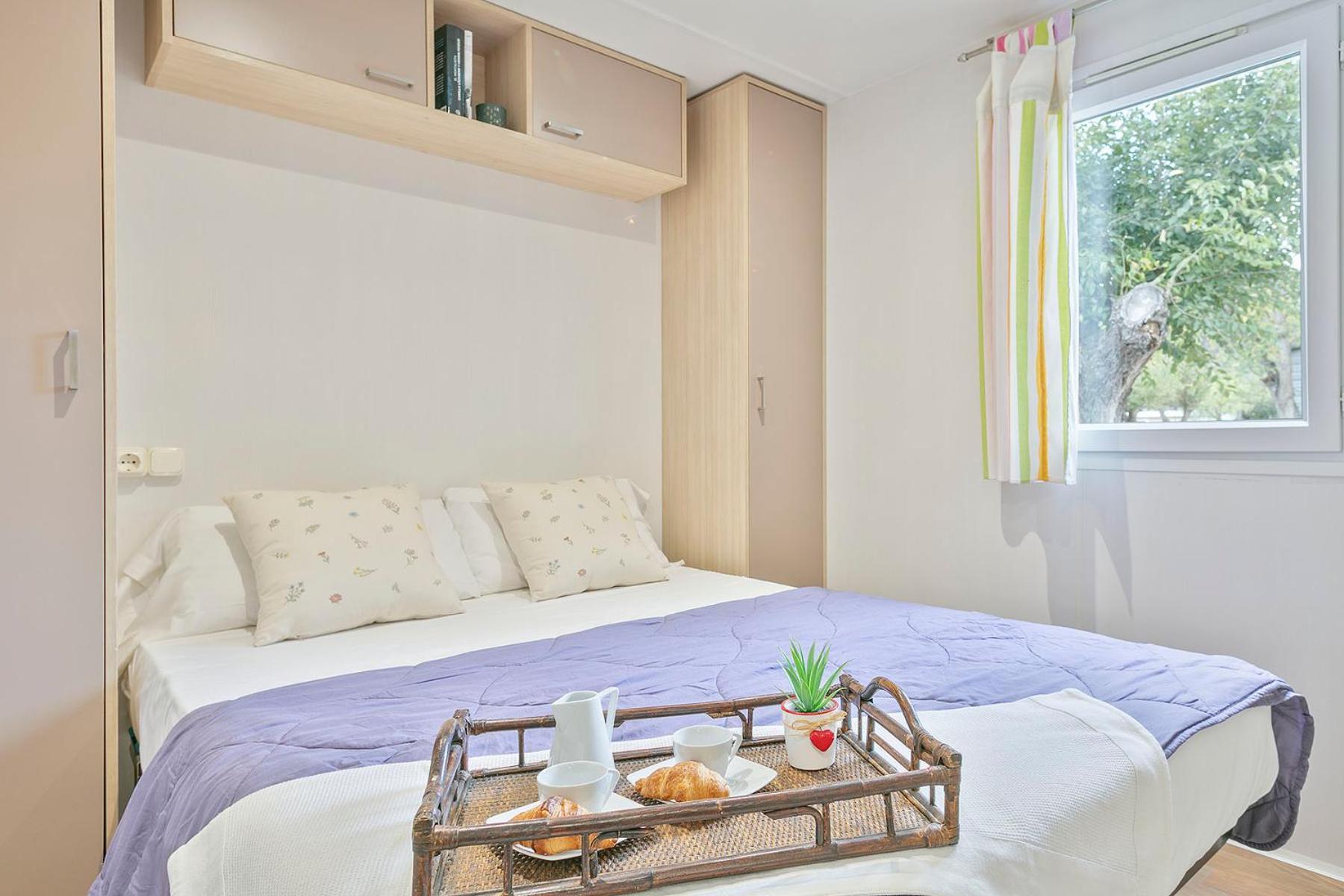 Camping Castell Montgri **** L'Estartit Bilik gambar